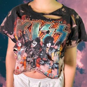 KISS 2019 Reworked CONCERT TEE 🎸 ☠️